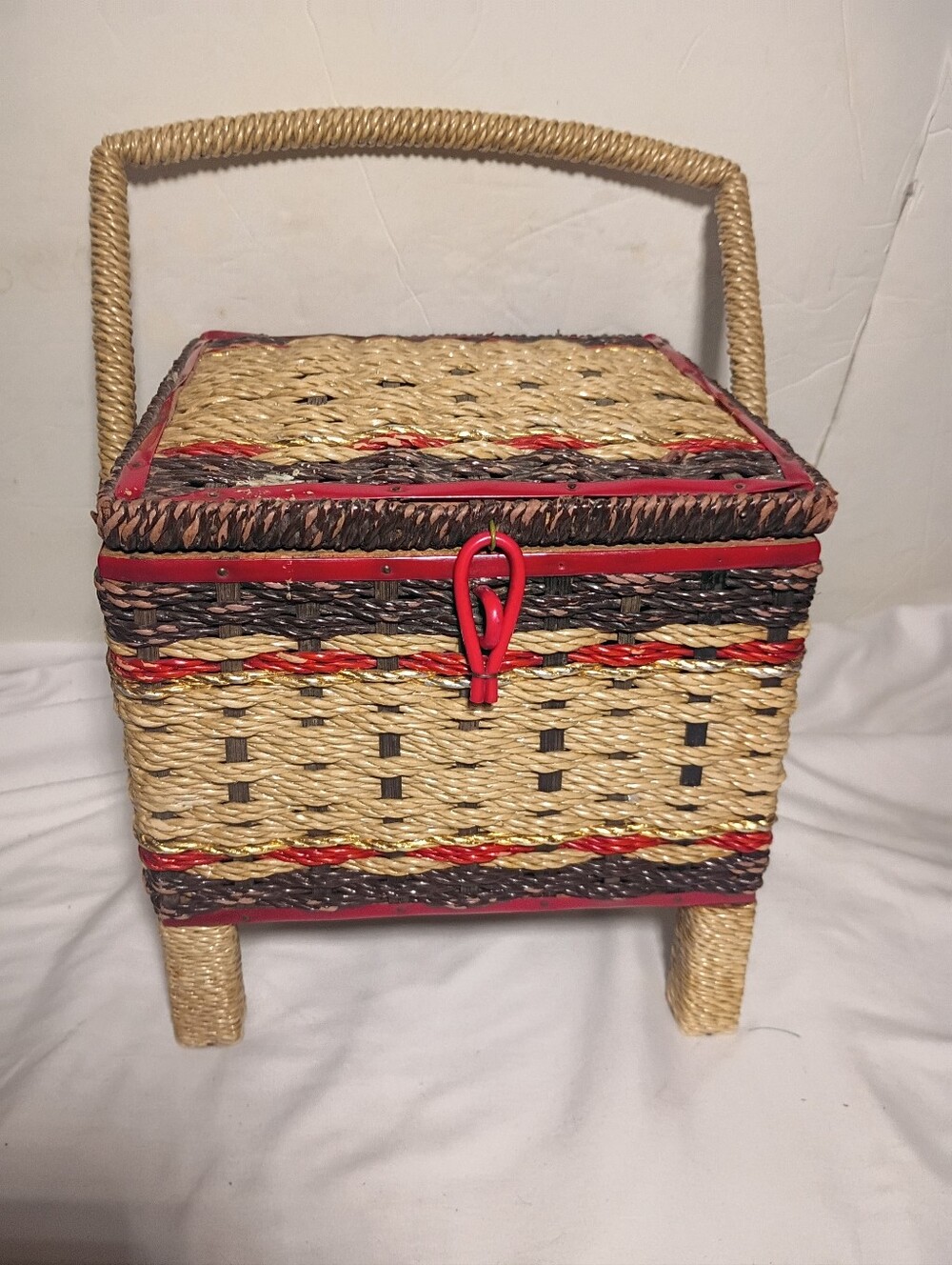 Vintage Woven Wicker Sewing Basket Box Floral Lining Legs Handle Craft Organizer
